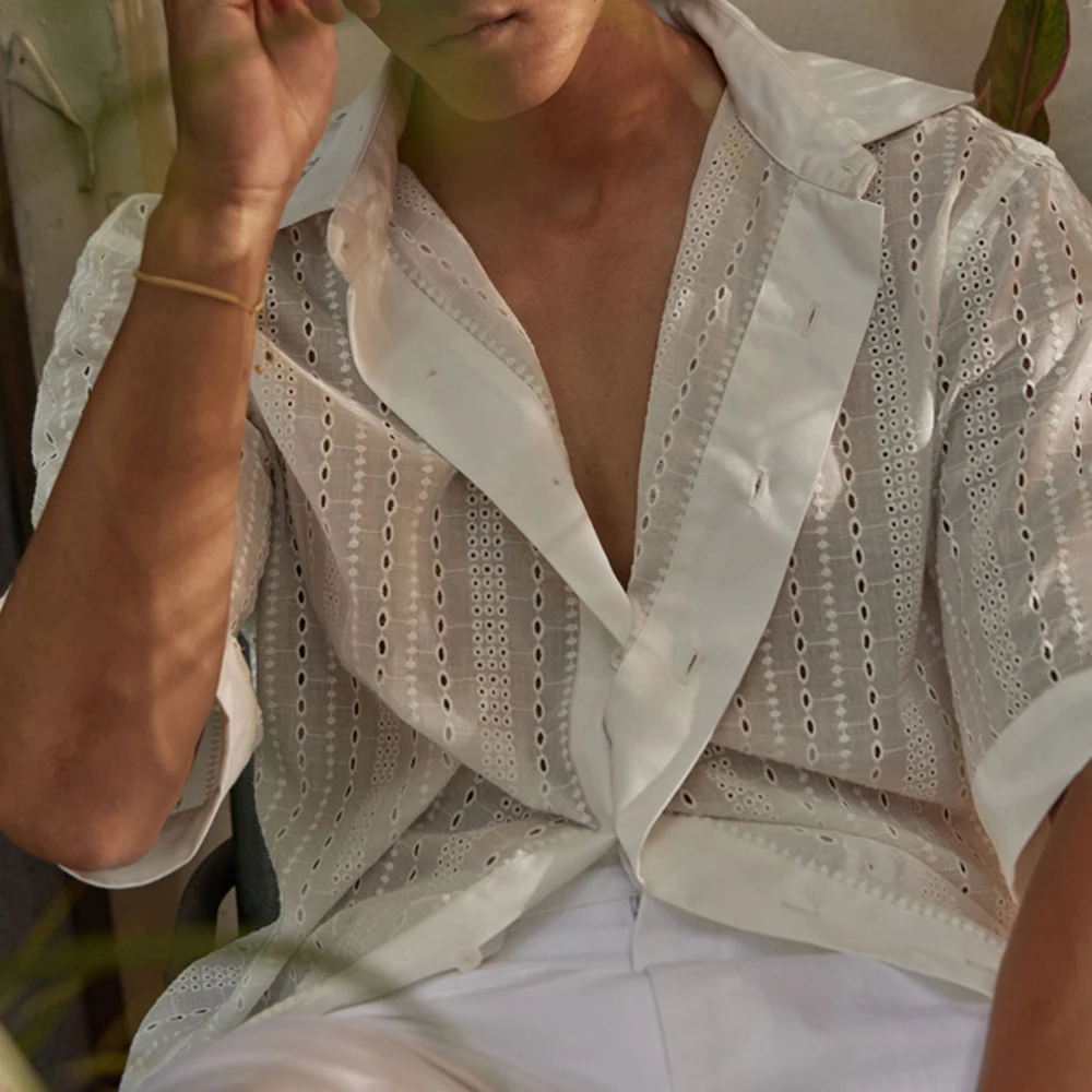 Mens Shirt Hollow Breathable Casual Shirt Summer Streetwear Beach Vacation Versatile Short-Sleeve Top Men'S Clothing 2025 New
Mens Shirt Hollow Breathable Casual Shirt Summer Streetwear Beach Vacation Versatile Short-Sleeve Top Men'S Clothing 2025 New