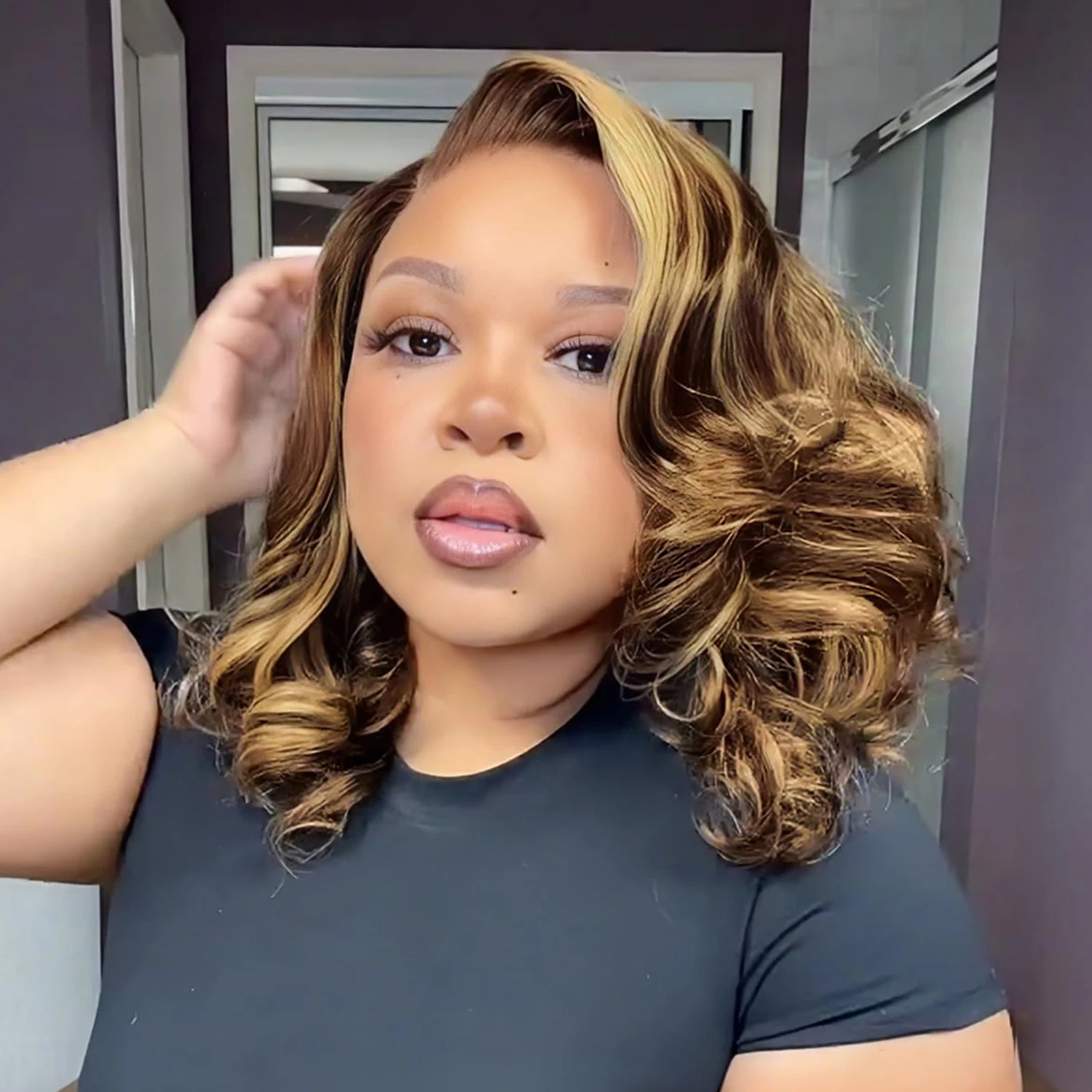 P4/27 Highlight Body Wave Короткий парик Боб Человеческие волосы 13x4 Парик фронтальной части шнурка 100% человеческие волосы Парик фронтальной части шнурка для женщин 250% плотность
P4/27 Highlight Body Wave Короткий парик Боб Человеческие волосы 13x4 Парик фронтальной части шнурка 100% человеческие волосы Парик фронтальной части шнурка для женщин 250% плотность