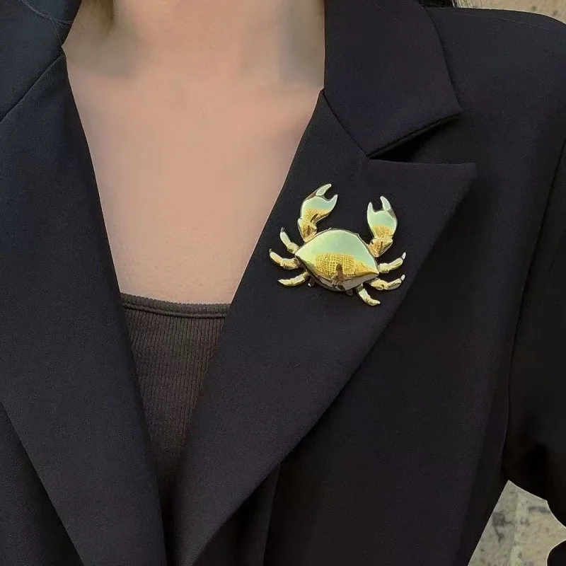 Unique European And American Metal Brooch for Women Small Crab Ocean Style Versatile Elegant Pin for Daily Commuting Accessories
Unique European And American Metal Brooch for Women Small Crab Ocean Style Versatile Elegant Pin for Daily Commuting Accessories