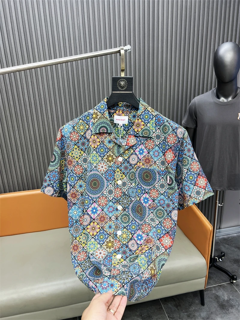 Svip Men's Casual Cuban Collar ort Sve irt Full Body Sparkling Rainbow Print Breathable Comfortable Summer Faion
Svip Men's Casual Cuban Collar ort Sve irt Full Body Sparkling Rainbow Print Breathable Comfortable Summer Faion