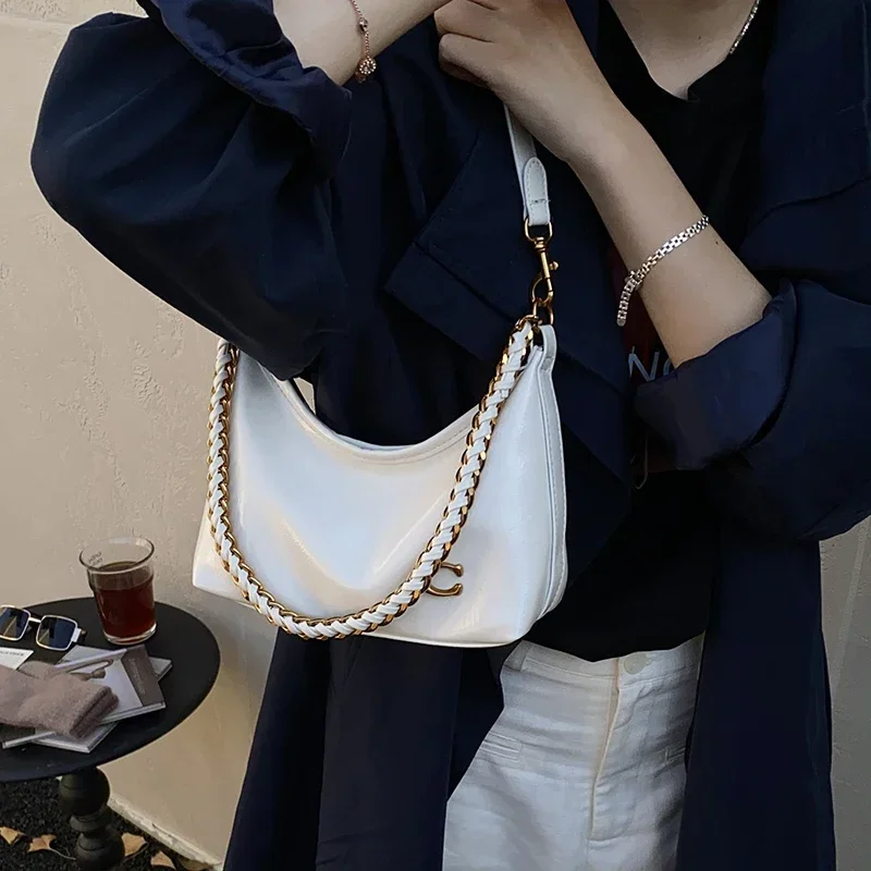 Stylish Luxury Diaper Bag Women Crossbody Bag High-End Designer Handbag Minimalist Fashionable Large Capacity Leather Tote
Stylish Luxury Diaper Bag Women Crossbody Bag High-End Designer Handbag Minimalist Fashionable Large Capacity Leather Tote