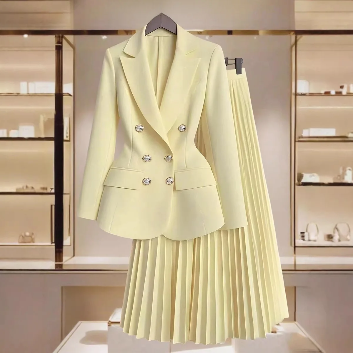 Elegant Autumn Winter Outerwear And Half Skirt Set for Women Fashionable Transoceanic Style Pleated Skirt And Jacket Set
Elegant Autumn Winter Outerwear And Half Skirt Set for Women Fashionable Transoceanic Style Pleated Skirt And Jacket Set
