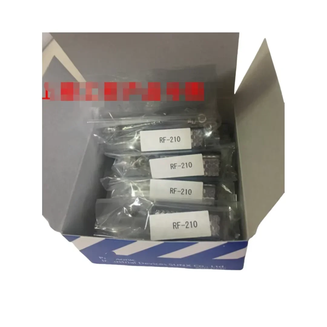 1PC New Sensor Reflector Plate RF-220 RF-220 
1PC New Sensor Reflector Plate RF-220 RF-220
