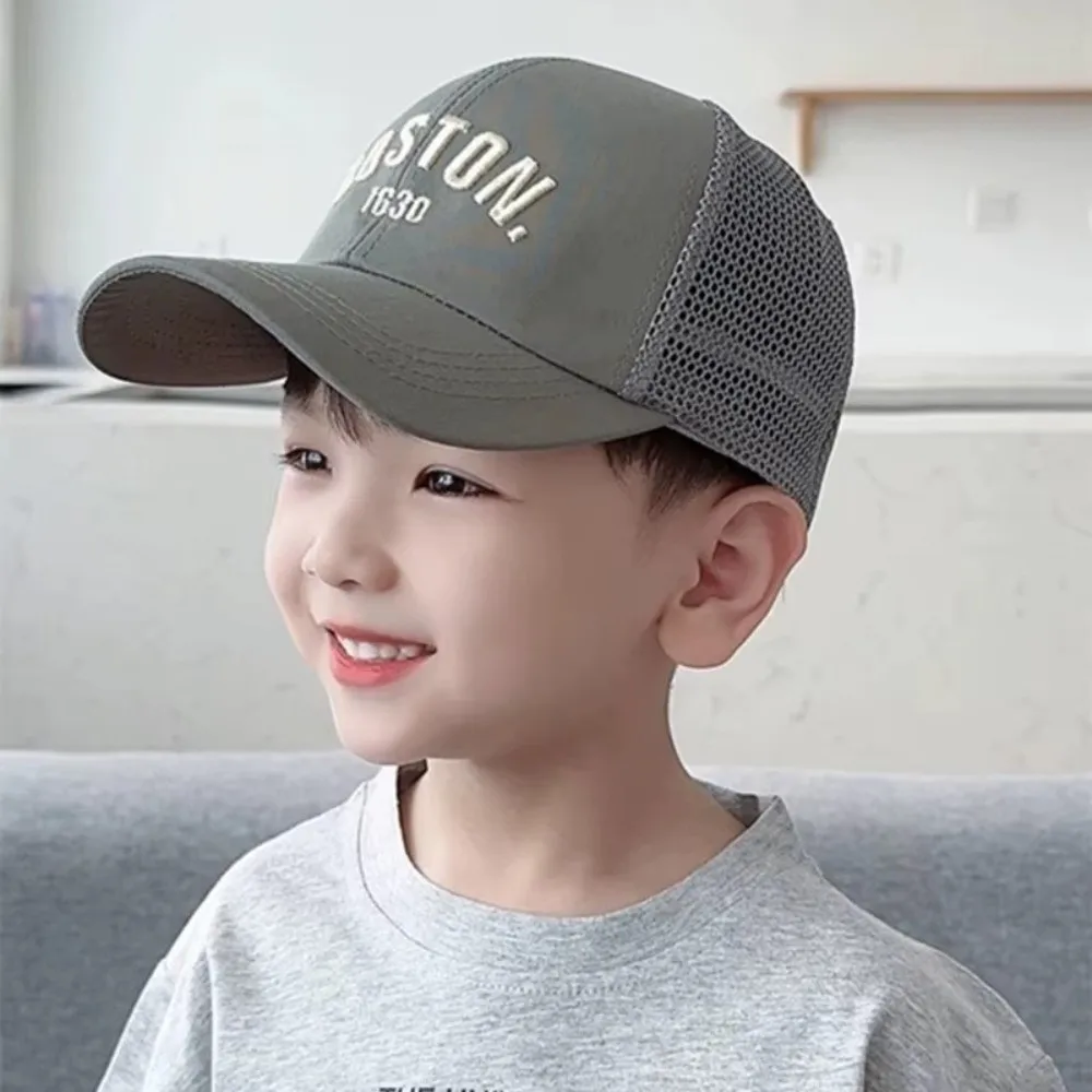 New Solid Color Baseball Cap Letter Embroidery Adjustable Peaked Hat Breathable Mesh Sun Protection Sun Hats Summer
New Solid Color Baseball Cap Letter Embroidery Adjustable Peaked Hat Breathable Mesh Sun Protection Sun Hats Summer