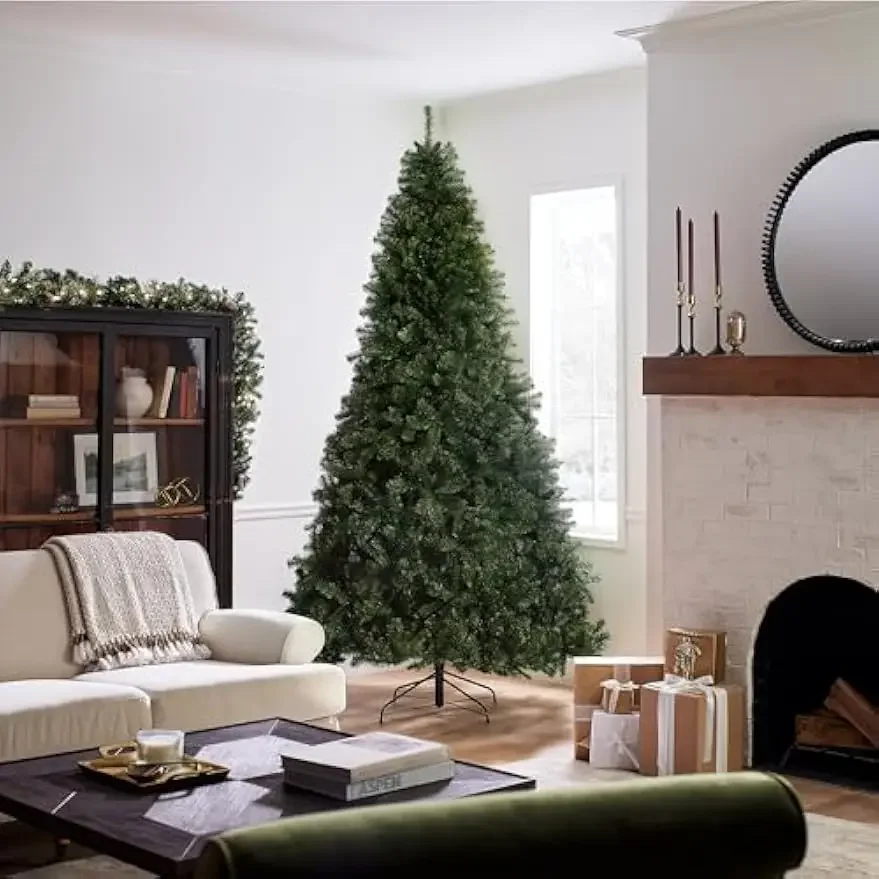 Artificial Unlit Full Christmas Tree, Green, North Valley Spruce, Includes 65 Inch Durable Metal Base, 9 Feet
Artificial Unlit Full Christmas Tree, Green, North Valley Spruce, Includes 65 Inch Durable Metal Base, 9 Feet