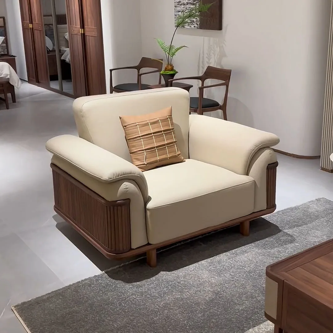 Североамериканский кожаный диван из черного ореха, комбинация современной гостиной, большая квартира, простой, высококачественный, легкий, роскошный, однотонный
Североамериканский кожаный диван из черного ореха, комбинация современной гостиной, большая квартира, простой, высококачественный, легкий, роскошный, однотонный