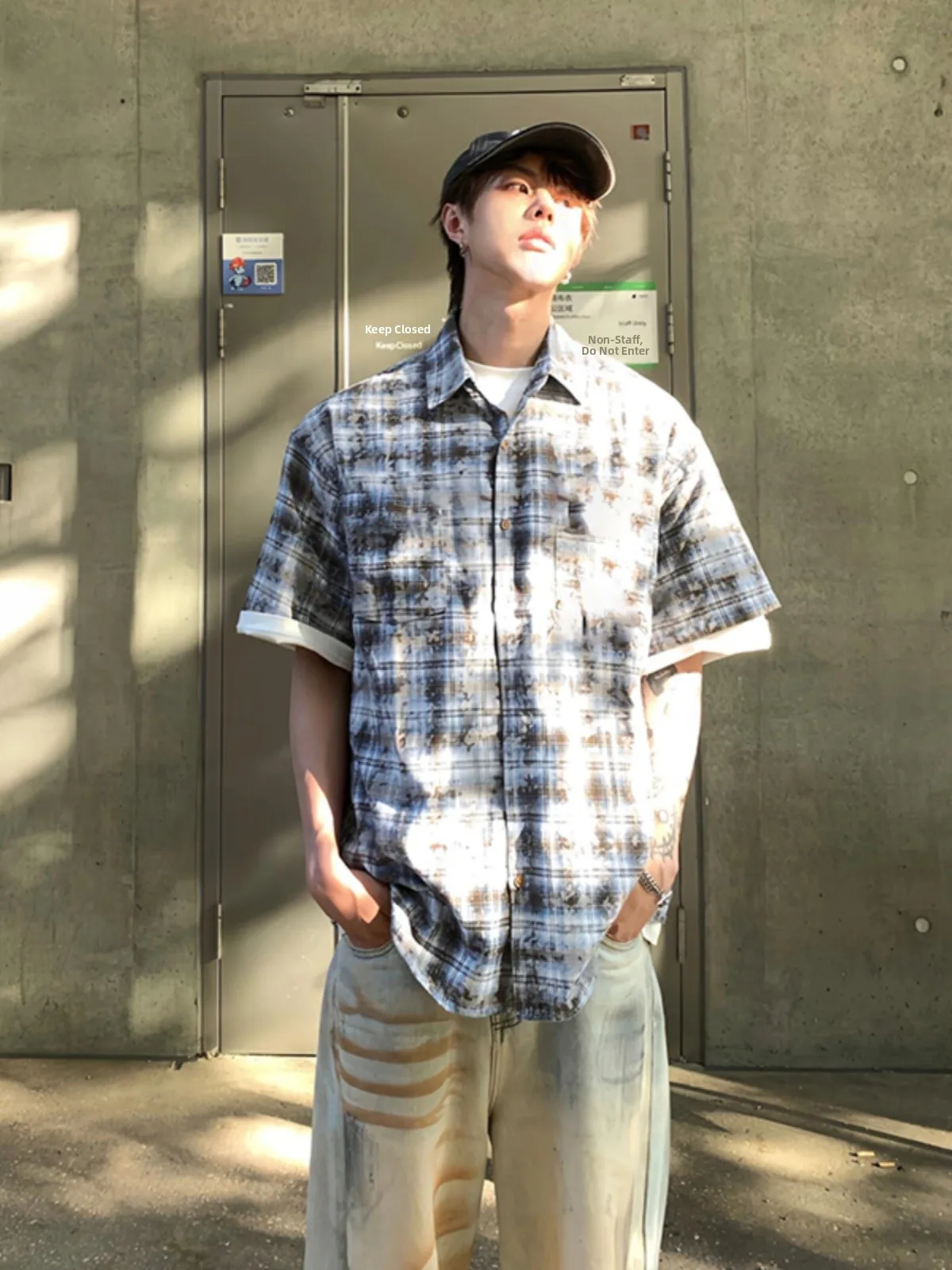 2024 New Retro Plaid ort Sve irt Men Summer Cool Dye Design f Sve irt Loose Fit Youth Trend Summer irt
2024 New Retro Plaid ort Sve irt Men Summer Cool Dye Design f Sve irt Loose Fit Youth Trend Summer irt