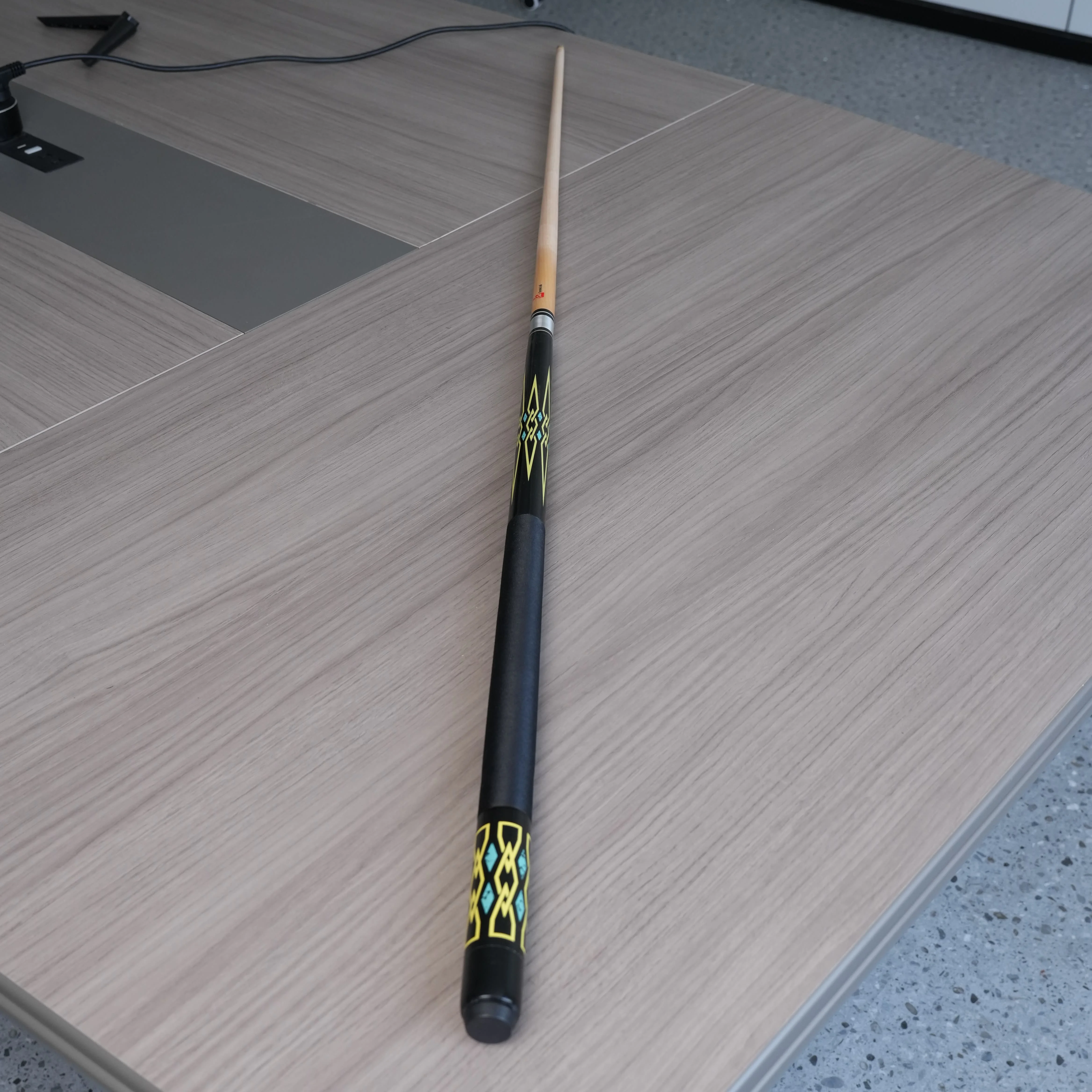 High Quality 1/2 Pool Snooker Cue Stick Factory Manufactured 10mm/13mm Steel Joint Superior Chinese Manufacturer Product
High Quality 1/2 Pool Snooker Cue Stick Factory Manufactured 10mm/13mm Steel Joint Superior Chinese Manufacturer Product