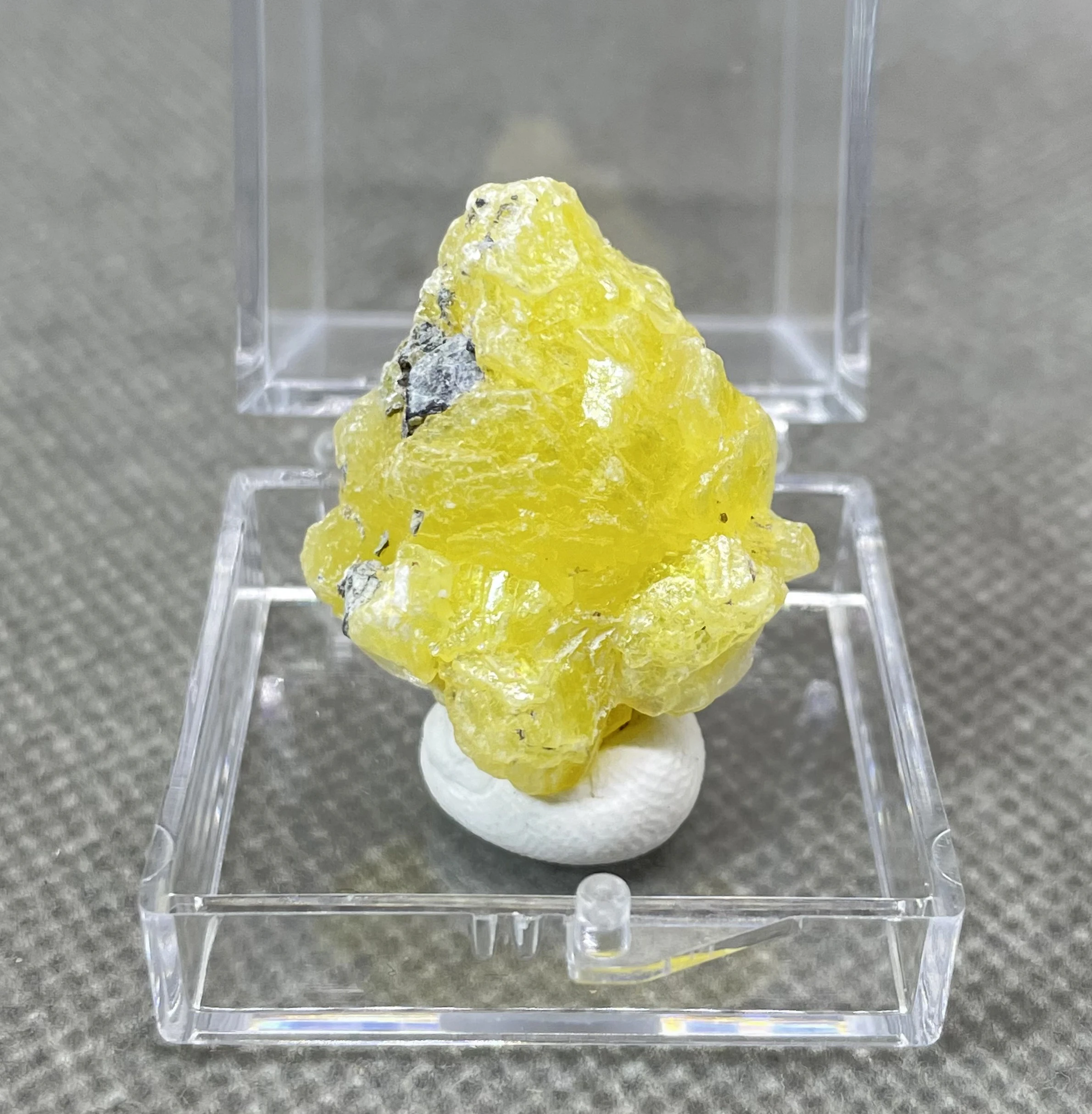 NEW! 100% Natural Pakistan yellow Brucite Mineral specimen stones and crystals healing crystals quartz (box size 3.4 cm)
NEW! 100% Natural Pakistan yellow Brucite Mineral specimen stones and crystals healing crystals quartz (box size 3.4 cm)