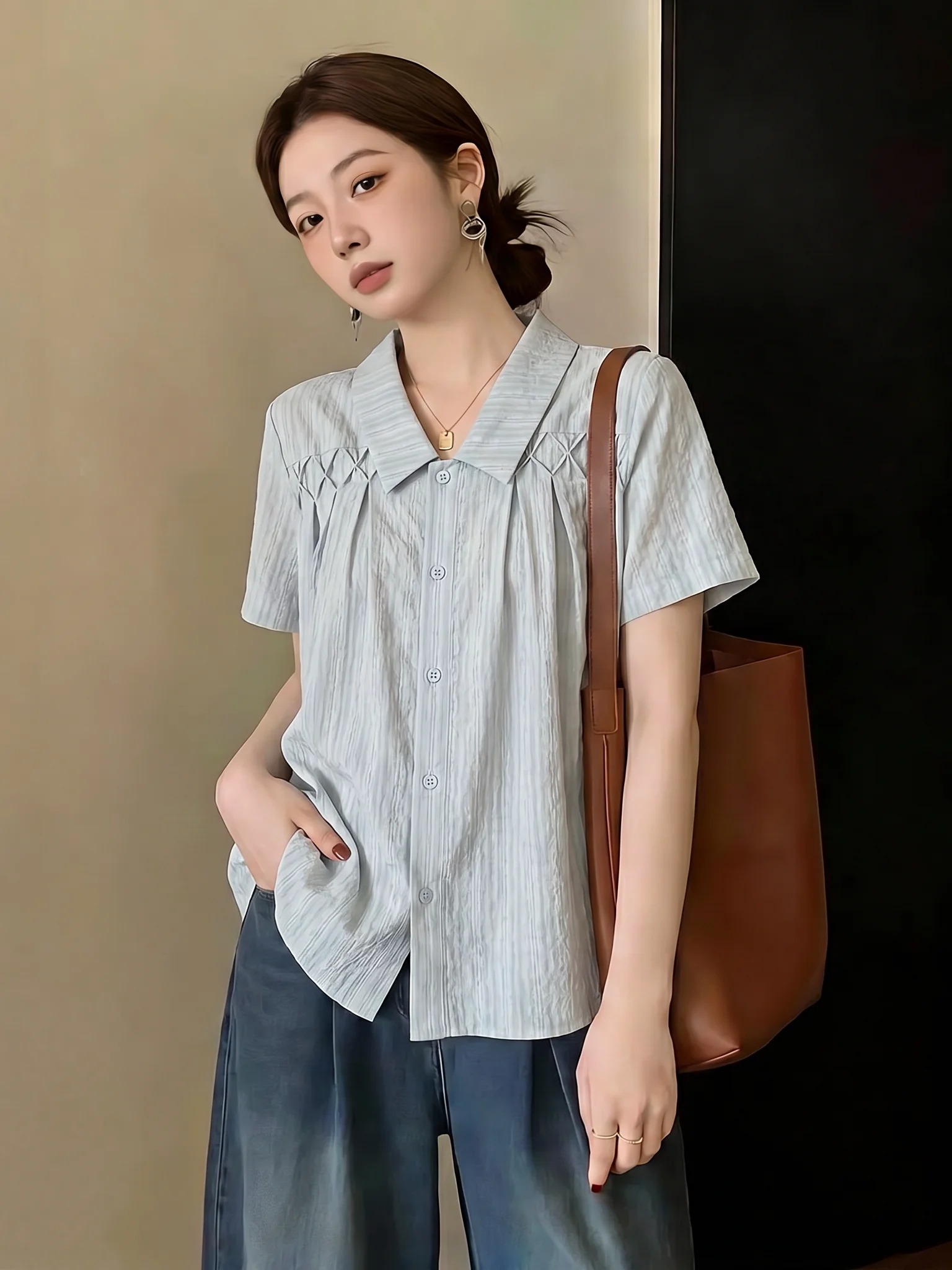 Light Blue Short Sleeve Shirt Women's plus Size Micro FatMM Slimming Summer New Style Commute Korean Loose Fit Shirt
Light Blue Short Sleeve Shirt Women's plus Size Micro FatMM Slimming Summer New Style Commute Korean Loose Fit Shirt