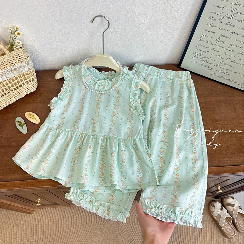 Girls' New Summer Suit with Floral Casual Fashionable and High-quality Children's Clothing Kids Two Piece Set
Girls' New Summer Suit with Floral Casual Fashionable and High-quality Children's Clothing Kids Two Piece Set