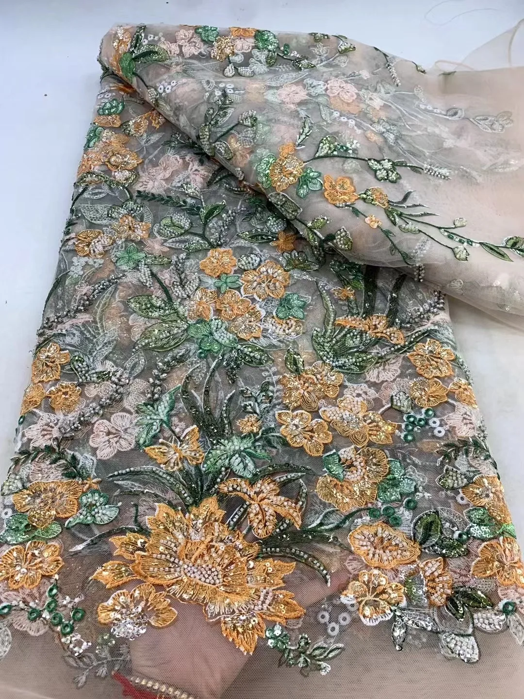 French Tulle Lace Fabric 2025 High Quality 3D Flower Embroidery African Lace Fabric for Wedding Dresses
French Tulle Lace Fabric 2025 High Quality 3D Flower Embroidery African Lace Fabric for Wedding Dresses