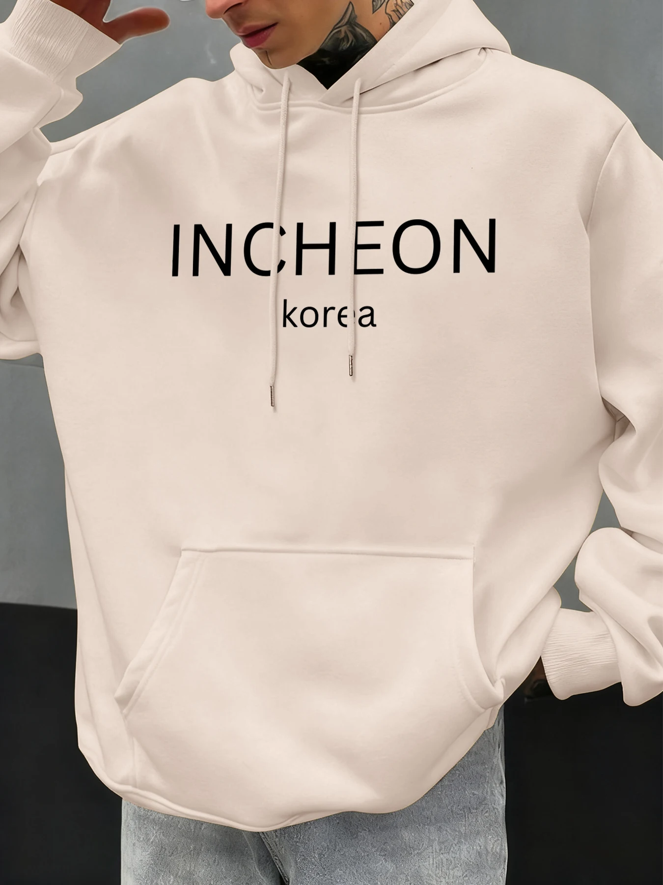 Incheon Корейские осенние толстовки с буквенным принтом, мужские повседневные карманные уличные костюмы, модная одежда больших размеров, флисовые пуловеры унисекс
Incheon Корейские осенние толстовки с буквенным принтом, мужские повседневные карманные уличные костюмы, модная одежда больших размеров, флисовые пуловеры унисекс