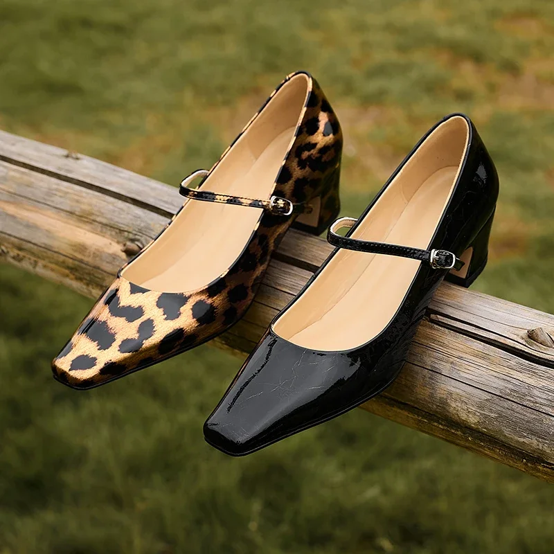2025 new spring autumn women pumps natural leather 22-25cm cowhide+sheepskin square toe buckle Mary Jane Shoes women high heels
2025 new spring autumn women pumps natural leather 22-25cm cowhide+sheepskin square toe buckle Mary Jane Shoes women high heels