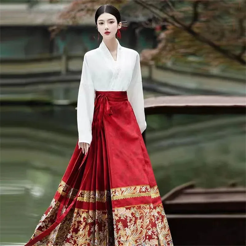 New Chinese Light National Style Set Horse Face Skirt Autumn 2024 Chinese Style Han Element Skirt Daily
New Chinese Light National Style Set Horse Face Skirt Autumn 2024 Chinese Style Han Element Skirt Daily