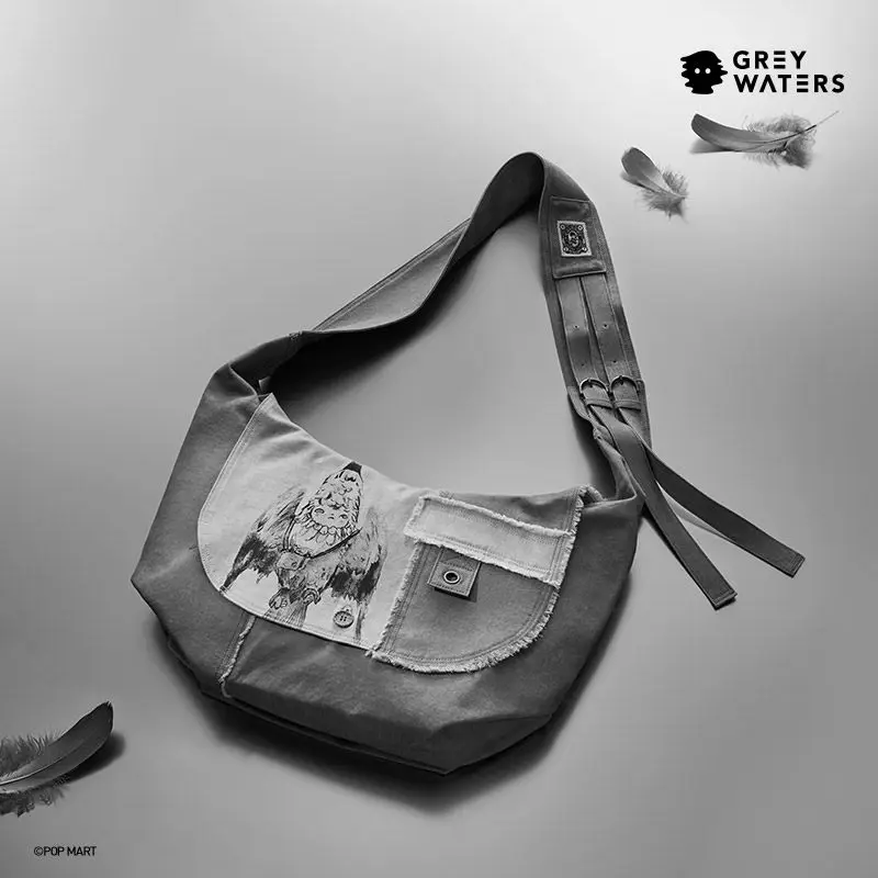POPMART 2026 Hirono X Leah Dou Figure and Patchwork Messenger Bag Set Cute and Interesting Decorative Item Collection Gift
POPMART 2026 Hirono X Leah Dou Figure and Patchwork Messenger Bag Set Cute and Interesting Decorative Item Collection Gift