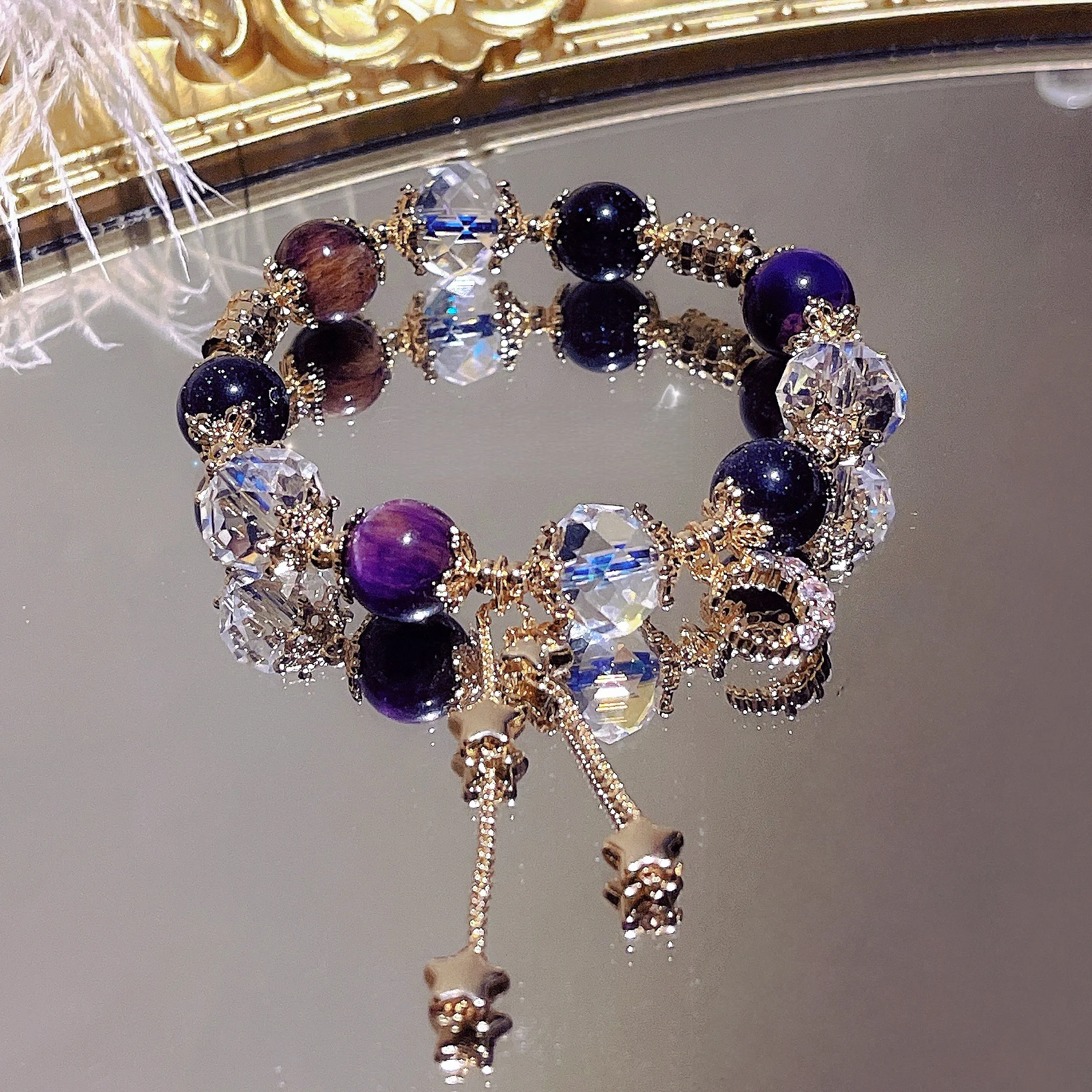 Новый браслет с кристаллами Gentian с небольшим ароматом и фиолетовым тигровым глазом, модный стиль, браслет из натурального камня с цветными бусинами для M
Новый браслет с кристаллами Gentian с небольшим ароматом и фиолетовым тигровым глазом, модный стиль, браслет из натурального камня с цветными бусинами для M