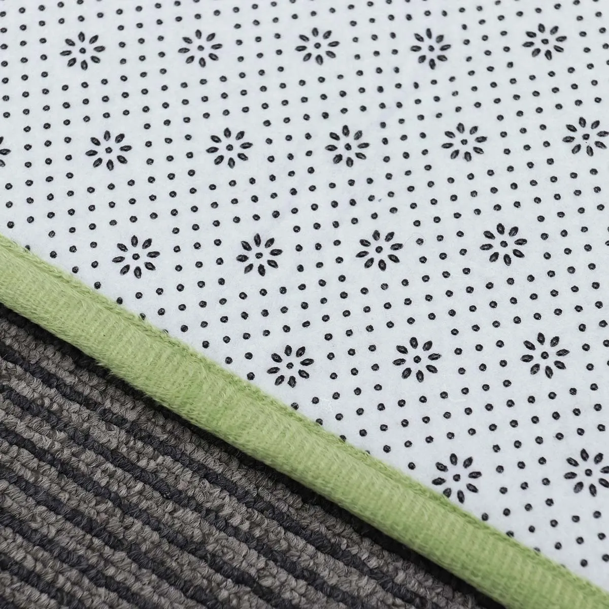 2Pcs Floor Mat Carpet Super Absorbent Sponge Door Mat Non-Slip Indoor Outdoor Rug for Bathroom 40x60cm Light Green
2Pcs Floor Mat Carpet Super Absorbent Sponge Door Mat Non-Slip Indoor Outdoor Rug for Bathroom 40x60cm Light Green