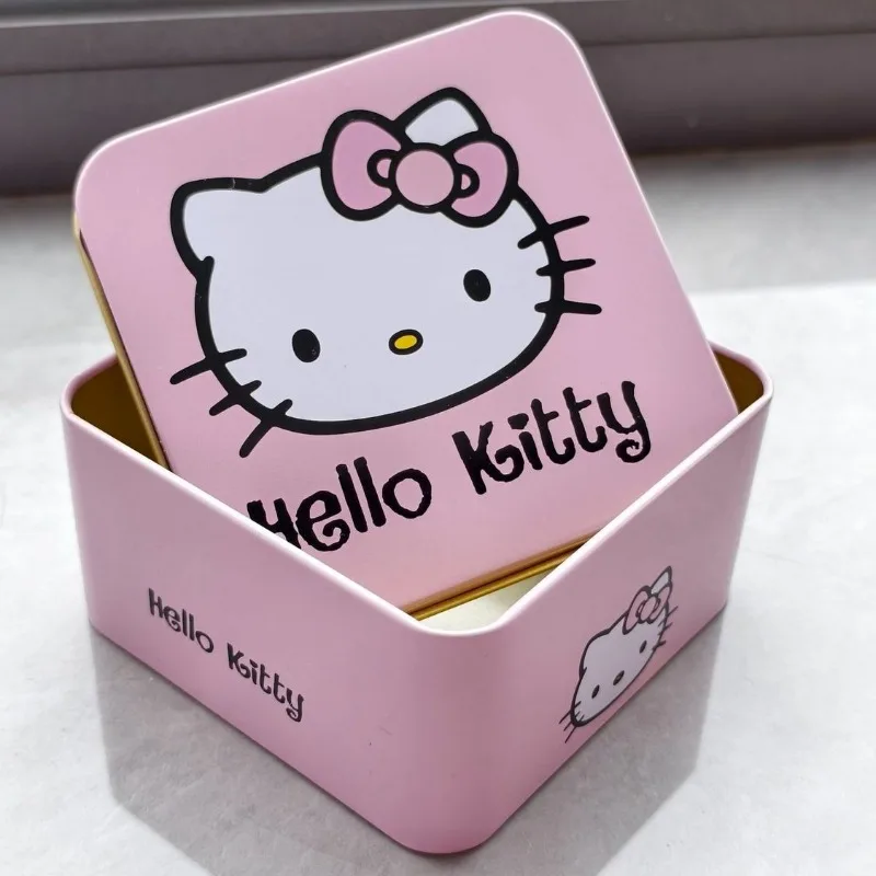 2026 New Sanrio Hello Kitty Cartoon Tin Box Kawaii Lovely Metal Candy Storage Box Cute Desktop Home Decoration Ornament Kawaii
2026 New Sanrio Hello Kitty Cartoon Tin Box Kawaii Lovely Metal Candy Storage Box Cute Desktop Home Decoration Ornament Kawaii