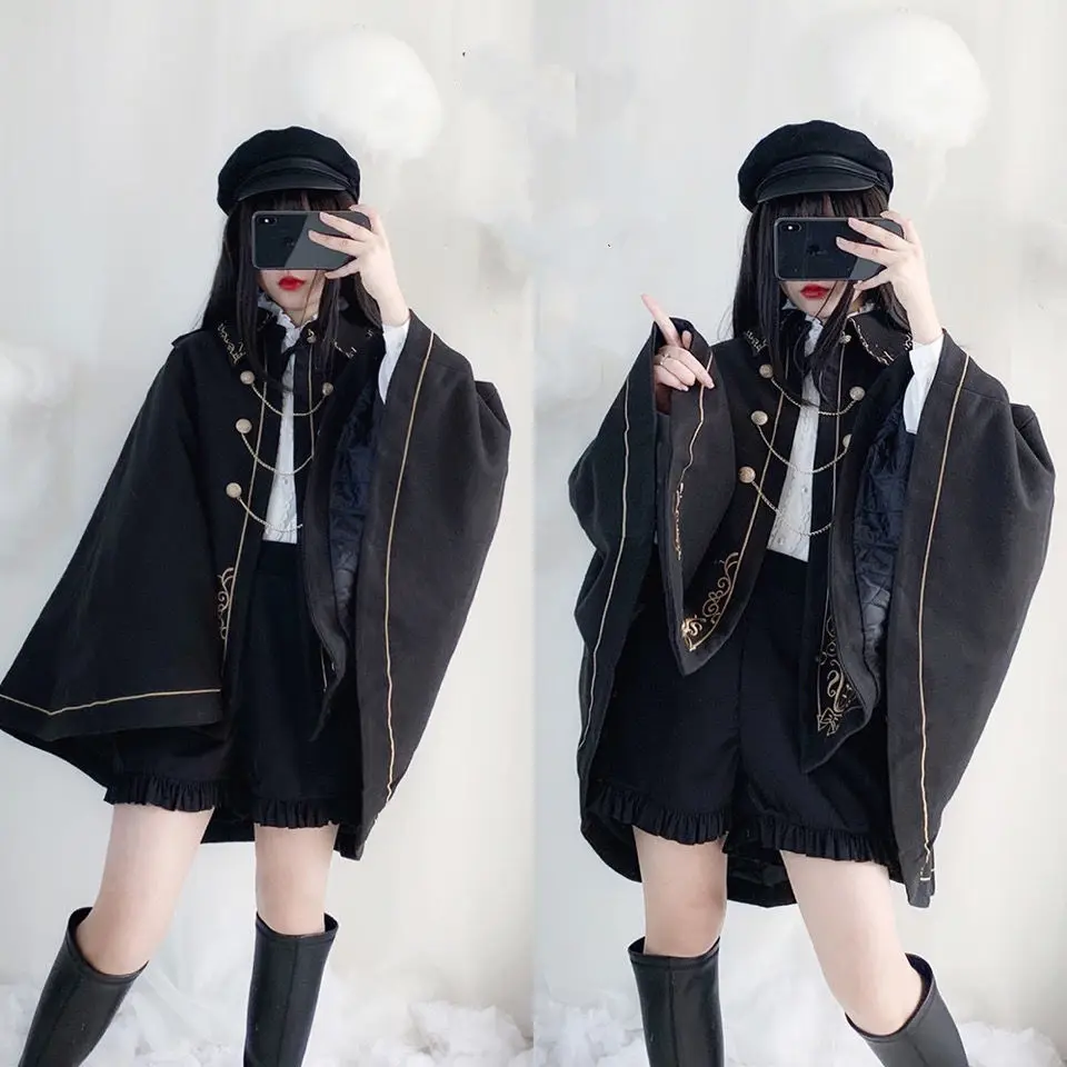 Japanese autumn and winter embroidered dovetail woolen cloak thickened coat coat
Japanese autumn and winter embroidered dovetail woolen cloak thickened coat coat