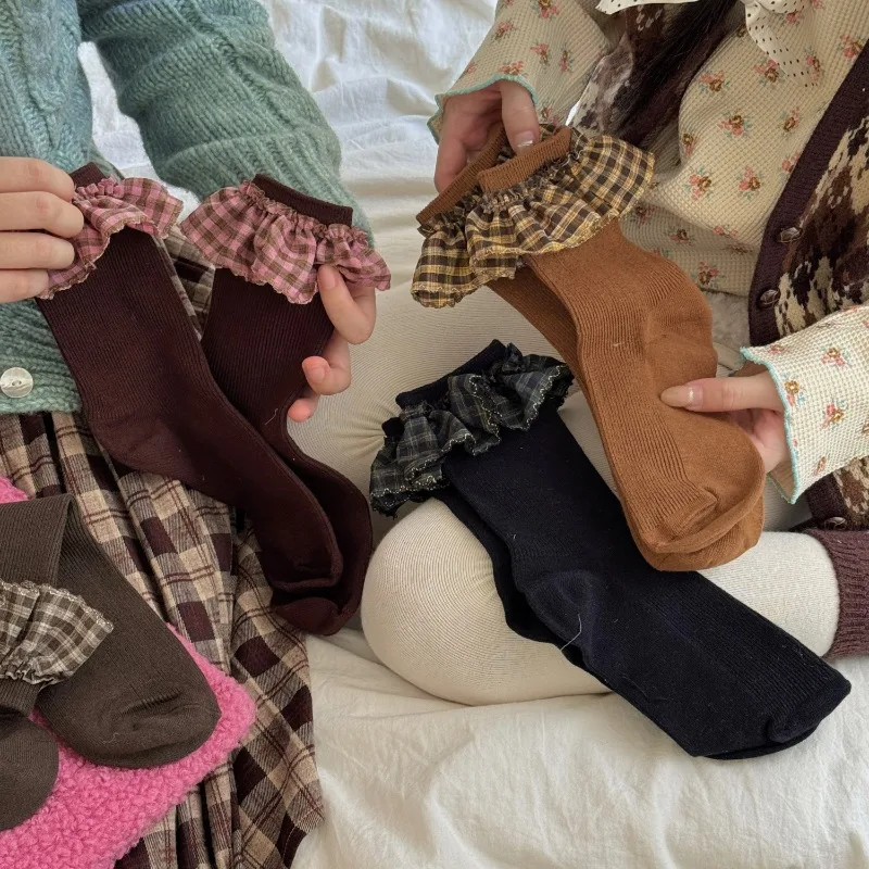 SP & CITY милые носки средней длины с рюшами для девочек, женские корейские модные дышащие хлопковые кружевные носки, винтажные дышащие носки в стиле Лолиты
SP & CITY милые носки средней длины с рюшами для девочек, женские корейские модные дышащие хлопковые кружевные носки, винтажные дышащие носки в стиле Лолиты