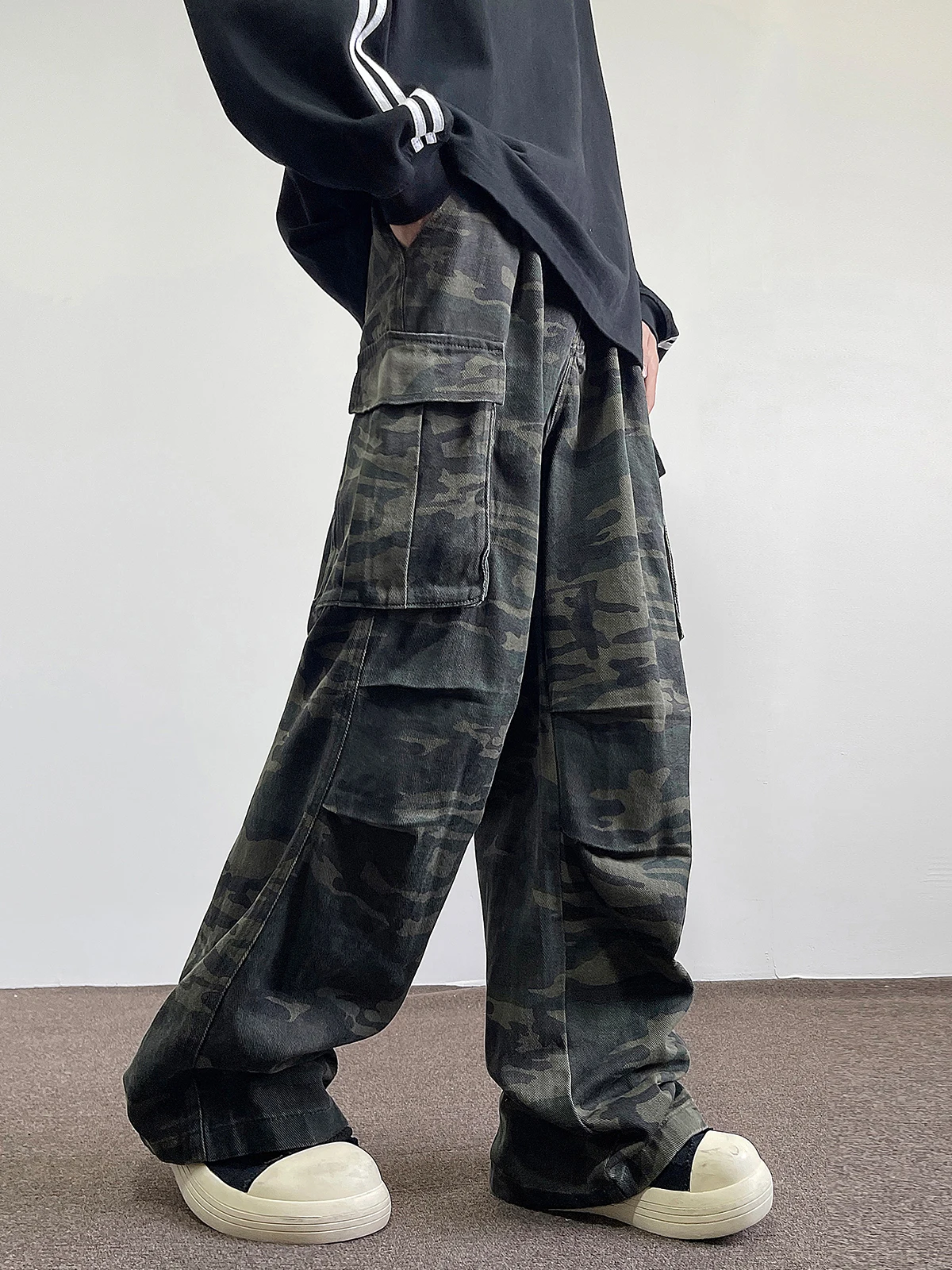 Spring Autumn Camouflage Straight Leg Workwear Jeans Men's American Retro High Street Hip Hop Casual Trendy Brand Haome Na...
Spring Autumn Camouflage Straight Leg Workwear Jeans Men's American Retro High Street Hip Hop Casual Trendy Brand Haome Na...