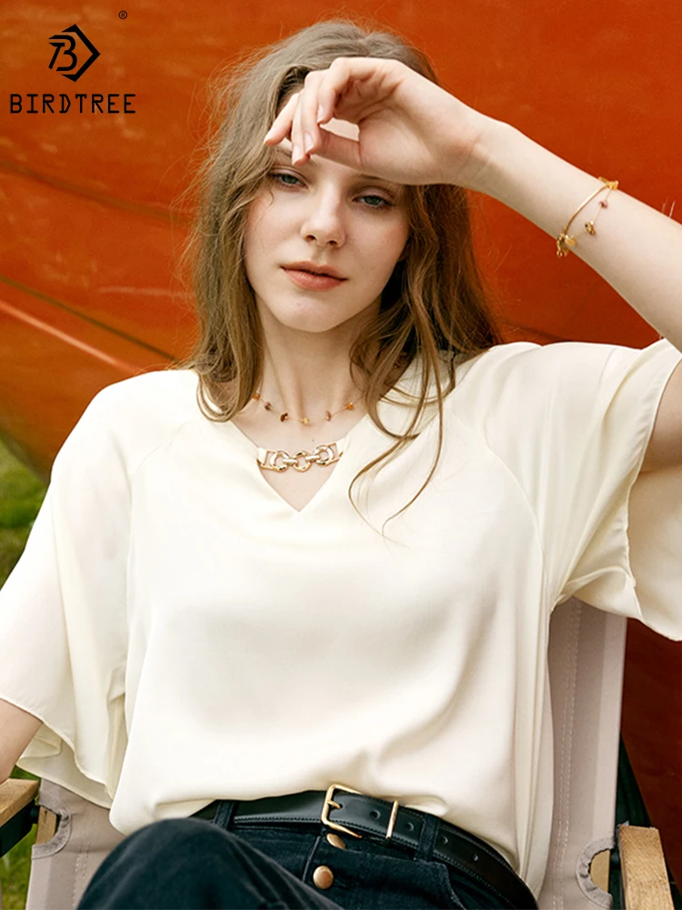 BirdTree 90%Real Silk Elegant T-Shirt,Women Short Sleeve V-Neck,Solid French Simplicity Versatile Top,2024 Spring New T42135QD
BirdTree 90%Real Silk Elegant T-Shirt,Women Short Sleeve V-Neck,Solid French Simplicity Versatile Top,2024 Spring New T42135QD