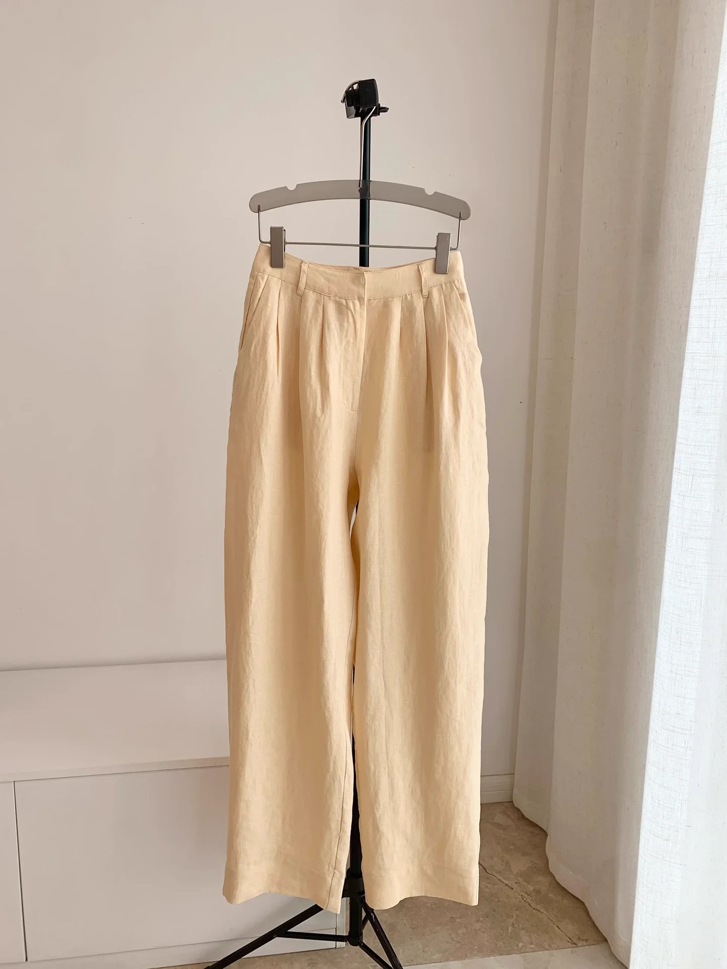 Women Solid Color Long Trousers High Waist Straight Loose Casual Linen Wide Leg Pants
Women Solid Color Long Trousers High Waist Straight Loose Casual Linen Wide Leg Pants