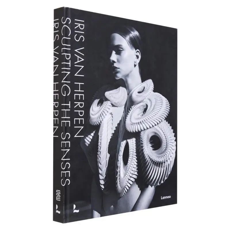 Iris Van Herpen Iris Van Herpen Pitiot Chloe Acc Art Books 9789401496063 Book
Iris Van Herpen Iris Van Herpen Pitiot Chloe Acc Art Books 9789401496063 Book