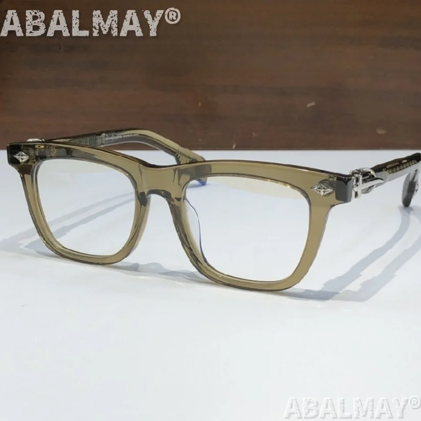 Top Quality Designer Optical Glasses for Men and Women 8251 SIZE 51-20-154 Titanium Luxury Business Prescription spectacle frame
Top Quality Designer Optical Glasses for Men and Women 8251 SIZE 51-20-154 Titanium Luxury Business Prescription spectacle frame