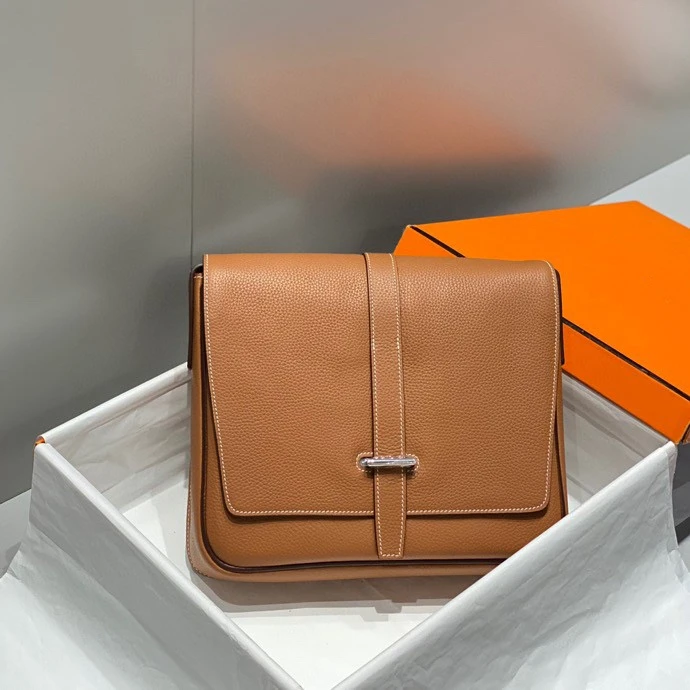 2025 Luxury Brand Bag Fashion Men's Crossbody Bag Genuine Leather Casual Designer Messenger Bag Top Cowhide Women's Fashion Bags 
2025 Luxury Brand Bag Fashion Men's Crossbody Bag Genuine Leather Casual Designer Messenger Bag Top Cowhide Women's Fashion Bags