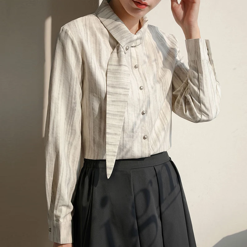 Chic Striped Printed Shirts For Women Stand Collar Long Sleeve Tops Spring Autumn Vintage French Fashion Casual Blouses Femme
Chic Striped Printed Shirts For Women Stand Collar Long Sleeve Tops Spring Autumn Vintage French Fashion Casual Blouses Femme