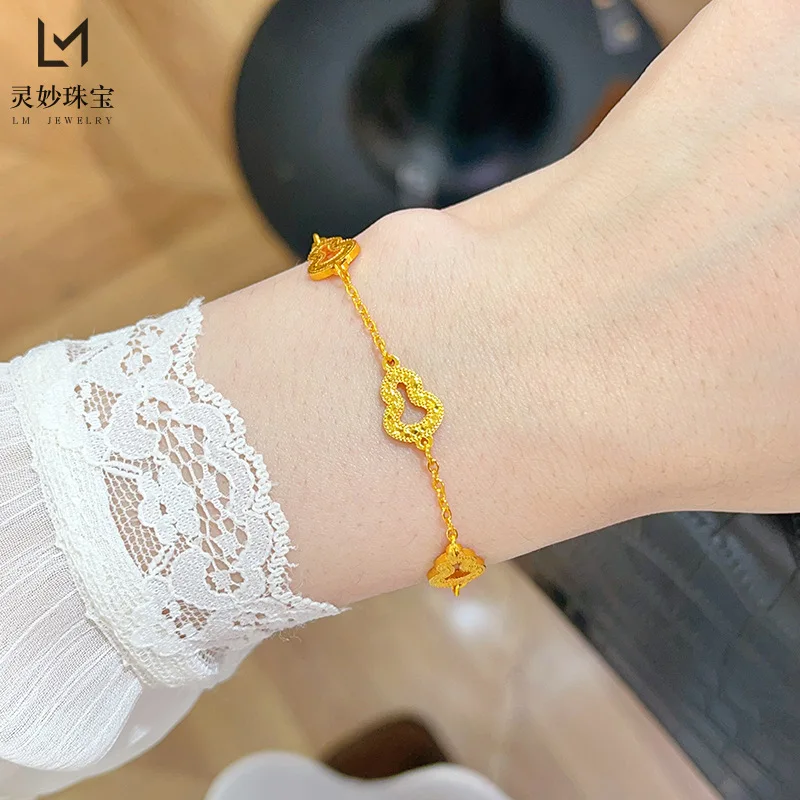 9999 24K real gold store same style women's gold bracelet hollowed out crushed ice gourd beautiful jewelry
9999 24K real gold store same style women's gold bracelet hollowed out crushed ice gourd beautiful jewelry