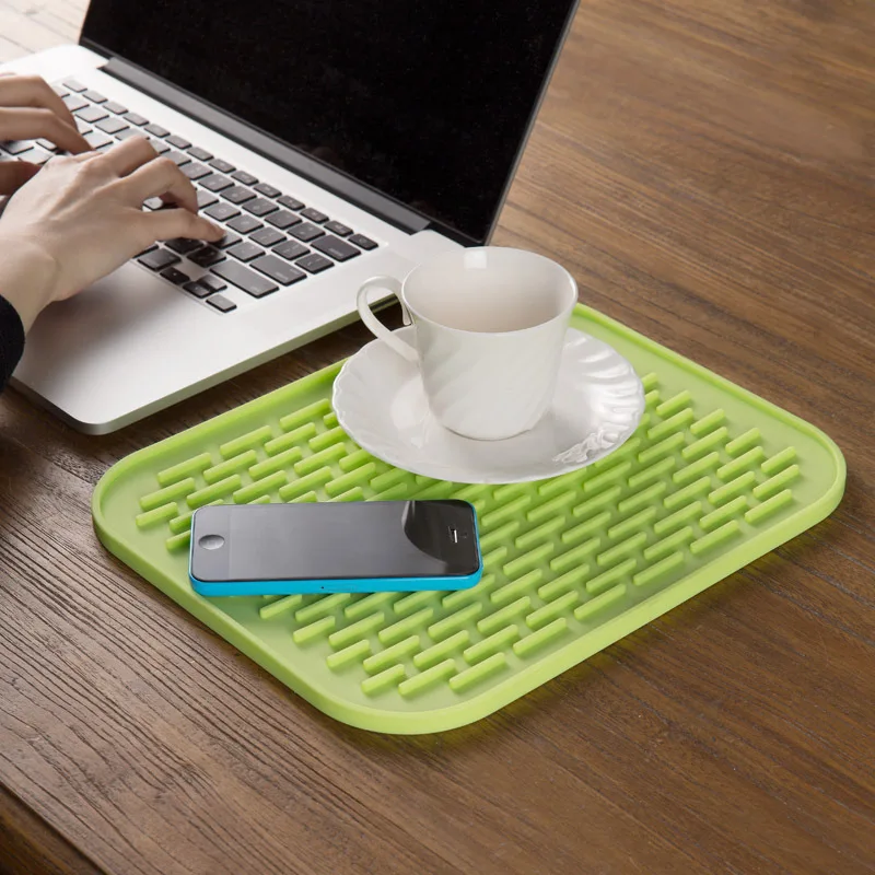 Silicone Holder Mat Kitchen Heat Non-slip Resistant Trivet Pot Tray Straightener Insulation Mats with Rich Colors Table
Silicone Holder Mat Kitchen Heat Non-slip Resistant Trivet Pot Tray Straightener Insulation Mats with Rich Colors Table
