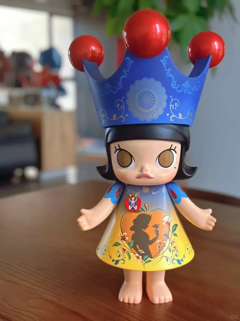 POPMART оригинальная и подлинная коллекция MEGA ROYAL MOLLY, детская фигурка сердца и белоснежки 400%, слепая коробка, подарок-сюрприз
POPMART оригинальная и подлинная коллекция MEGA ROYAL MOLLY, детская фигурка сердца и белоснежки 400%, слепая коробка, подарок-сюрприз