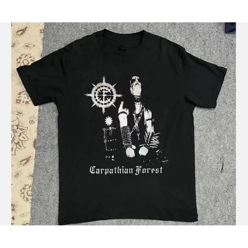 НОВАЯ футболка с изображением карпатского леса для фанатов, черная, все размеры
НОВАЯ футболка с изображением карпатского леса для фанатов, черная, все размеры