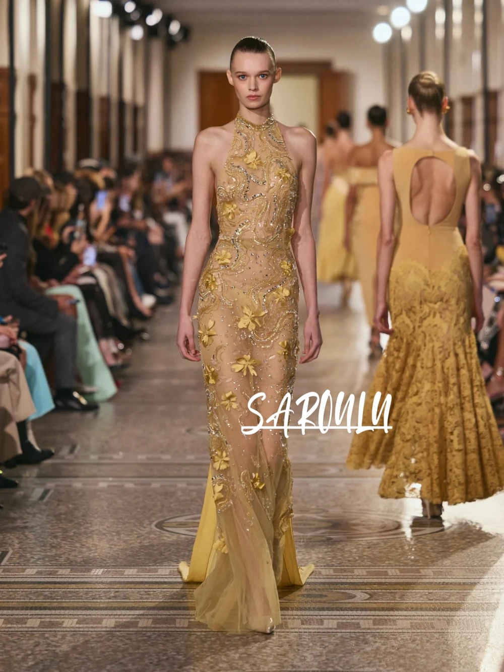 Runway Illusion Mermaid Evening Dress Dreamy Floral Beaded Customized Prom Gown Modern Charming Halter Cocktail Party Wear
Runway Illusion Mermaid Evening Dress Dreamy Floral Beaded Customized Prom Gown Modern Charming Halter Cocktail Party Wear