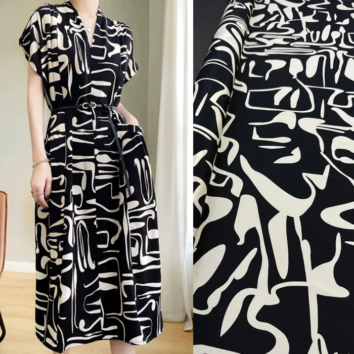 Черно-белая абстрактная геометрическая ткань из шелкового стрейч-крепдешина (шелк тутового шелкопряда) для платьев
Черно-белая абстрактная геометрическая ткань из шелкового стрейч-крепдешина (шелк тутового шелкопряда) для платьев