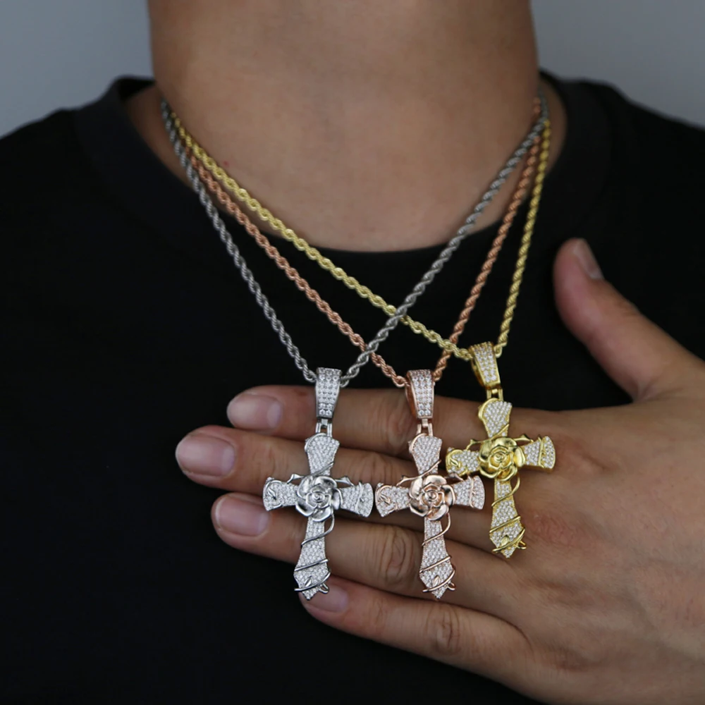 Iced Out Bling Роза Крест Ожерелье Для Женщин Мужчин Серебряный Цвет Зубец Оправа Кубический Цирконий Роза Цветок Очарование Хип-Хоп Ювелирные Изделия
Iced Out Bling Роза Крест Ожерелье Для Женщин Мужчин Серебряный Цвет Зубец Оправа Кубический Цирконий Роза Цветок Очарование Хип-Хоп Ювелирные Изделия