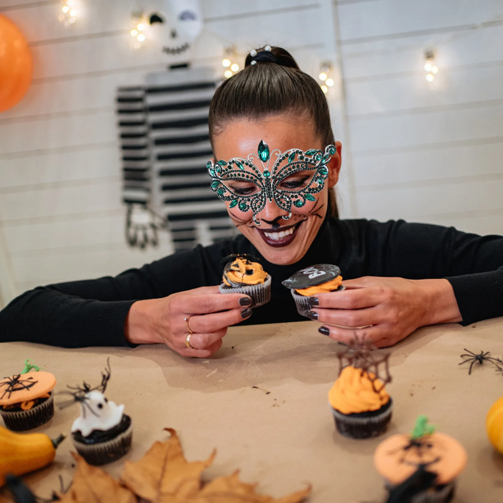 1 pc Silk Ribbon Mask Hollow Lace Face Cover Masquerade Party Carnival Wedding Cosplay Accessory Halloween Prom Prop
1 pc Silk Ribbon Mask Hollow Lace Face Cover Masquerade Party Carnival Wedding Cosplay Accessory Halloween Prom Prop