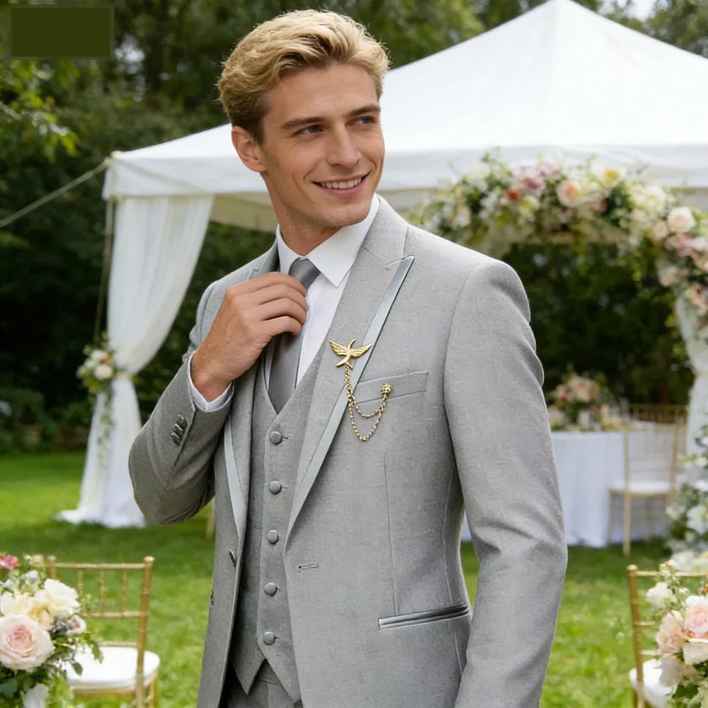 Мужской черный костюм-тройка Slim Fit: элегантный, деловой, повседневный комплект (пиджак, жилет, брюки) для бизнеса, свадьбы, танцев - полный набор
Мужской черный костюм-тройка Slim Fit: элегантный, деловой, повседневный комплект (пиджак, жилет, брюки) для бизнеса, свадьбы, танцев - полный набор