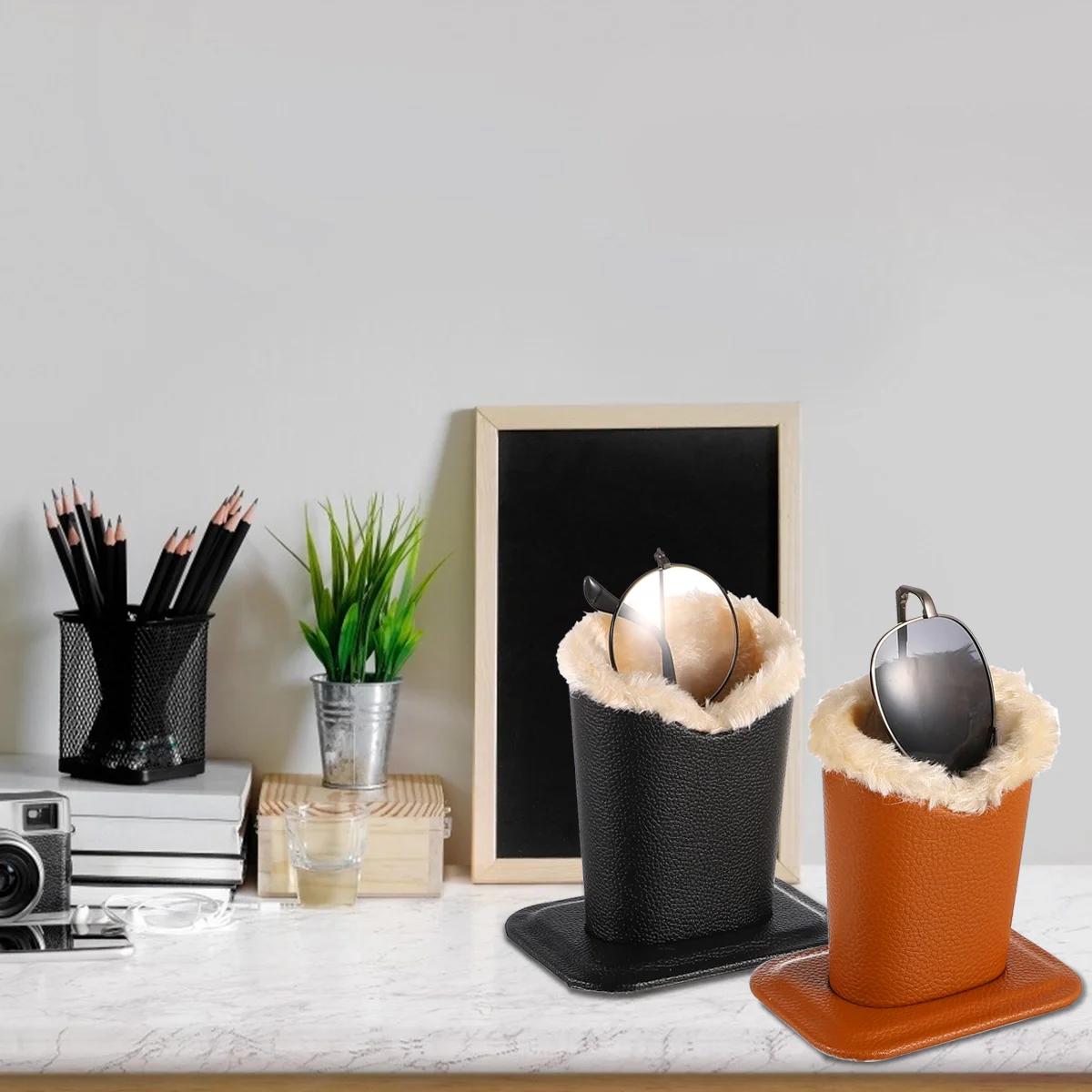 Plush Lined Glasses Display Stand Holder Night Frame Eyewear Protector Anti Scratch Stain Free Soft Fabric Comfortable Healthy
Plush Lined Glasses Display Stand Holder Night Frame Eyewear Protector Anti Scratch Stain Free Soft Fabric Comfortable Healthy