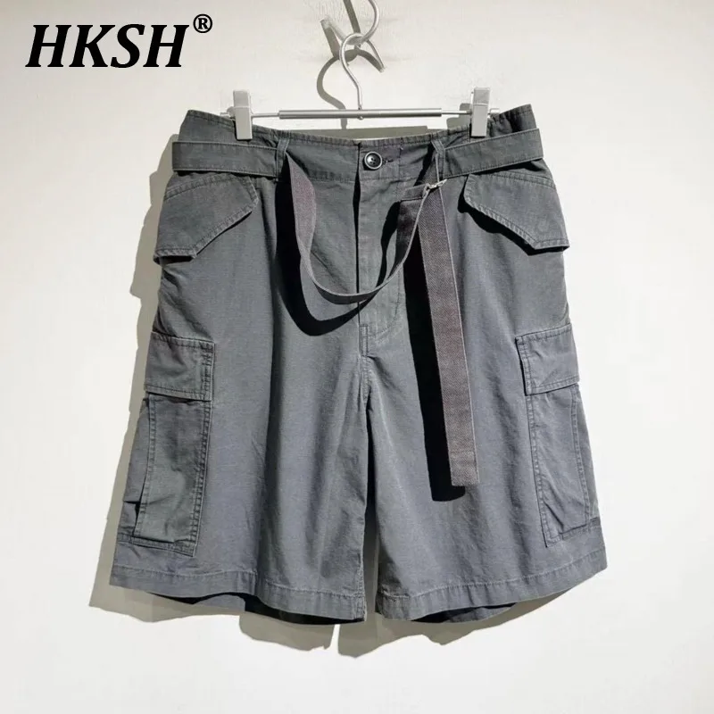 HKSH Летние новые мужские капри в стиле сафари Tide High Street, модные темные брюки, повседневные брюки до колена, прямые шорты HK6272
HKSH Летние новые мужские капри в стиле сафари Tide High Street, модные темные брюки, повседневные брюки до колена, прямые шорты HK6272