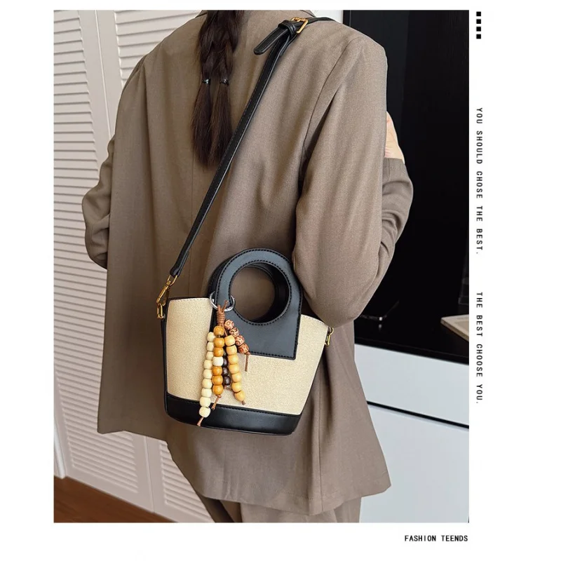 Женский стеганый рюкзак, маленькая сумка из искусственной кожи, элегантный дизайн, повседневная школьная дорожная сумка
Женский стеганый рюкзак, маленькая сумка из искусственной кожи, элегантный дизайн, повседневная школьная дорожная сумка