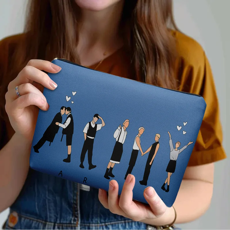 Cosmetic Bag Lightweight Zipper Design Toiletry Bag Suitable for Travel and Daily Use Multifunctional Storage Bag for Stationery
Cosmetic Bag Lightweight Zipper Design Toiletry Bag Suitable for Travel and Daily Use Multifunctional Storage Bag for Stationery