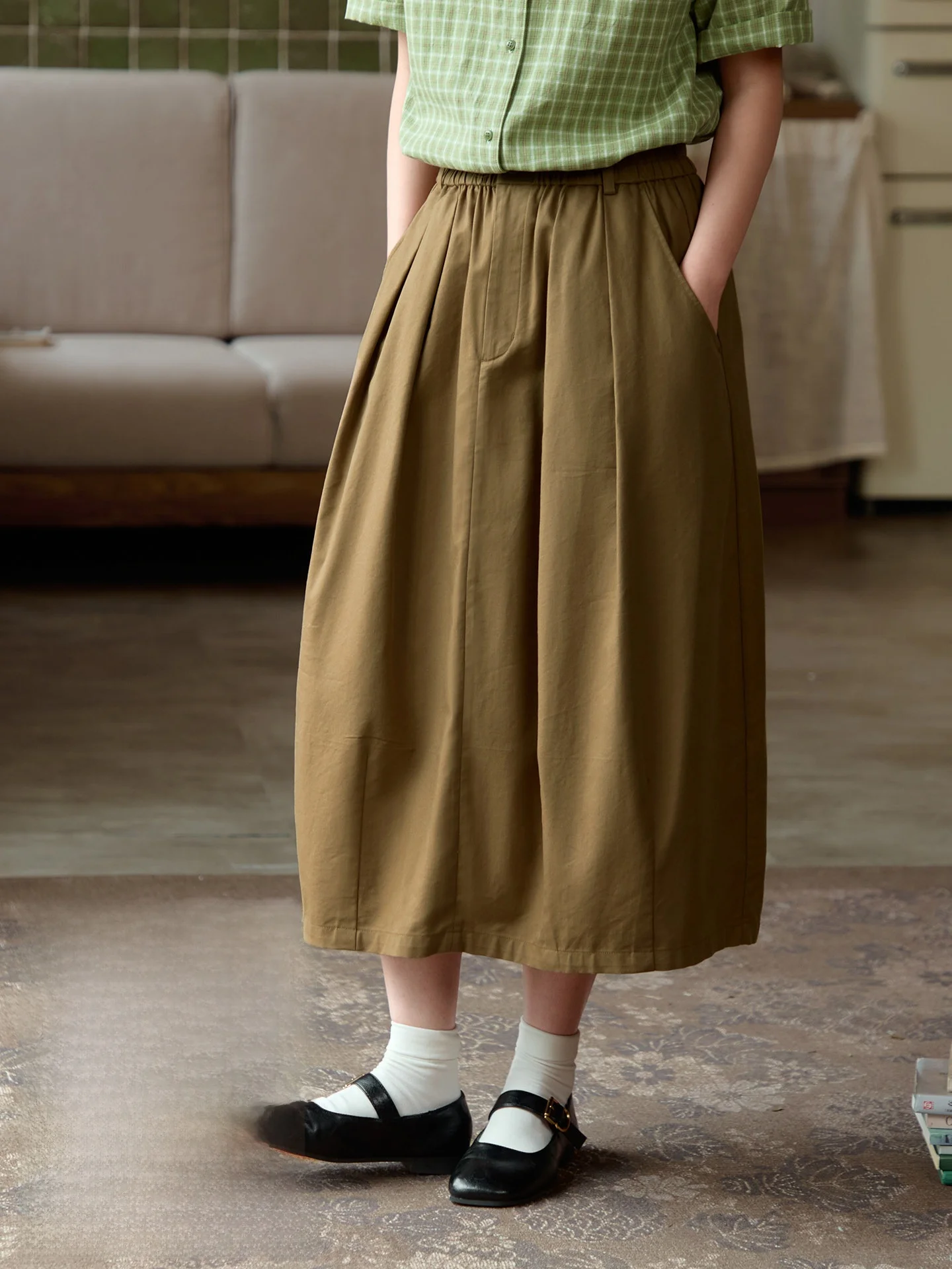 Original Design Casual Japanese Style Elastic Waist Lantern Half Skirt Women's Loose Atmosphere Midi Skirt Summer New Arrival
Original Design Casual Japanese Style Elastic Waist Lantern Half Skirt Women's Loose Atmosphere Midi Skirt Summer New Arrival