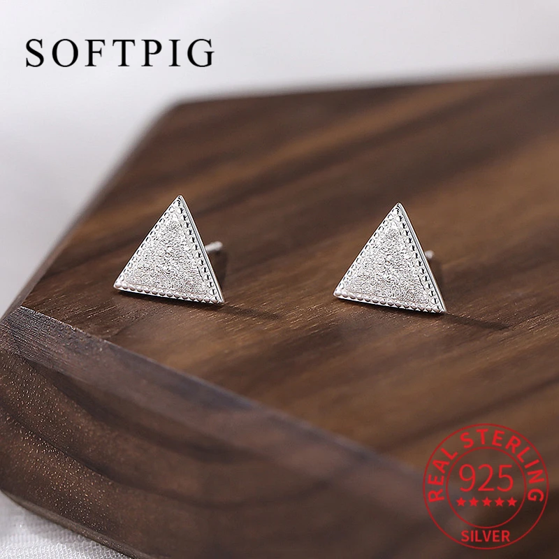 SOFTPIG Real 925 Sterling Silver Frosted Triangle Stud Earrings for Women Classic Fine Jewelry Minimalist Geometric Accessories
SOFTPIG Real 925 Sterling Silver Frosted Triangle Stud Earrings for Women Classic Fine Jewelry Minimalist Geometric Accessories
