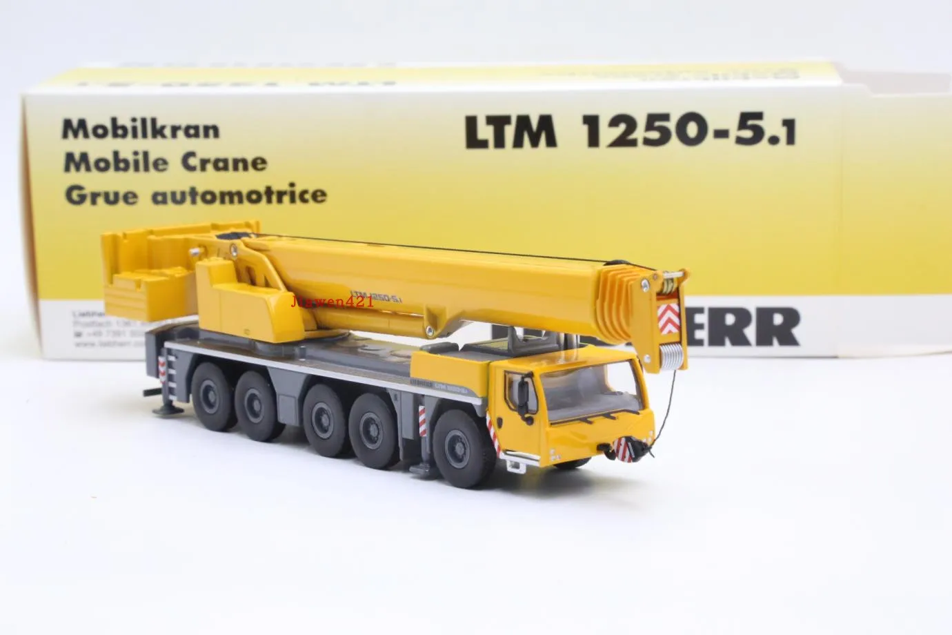 1:87 LIEBHERR LTM 1250-5.1 Engineering Crane Engineering Vehicle Rear Insurance Repair Tracescar Model Toys Gifts Collection
1:87 LIEBHERR LTM 1250-5.1 Engineering Crane Engineering Vehicle Rear Insurance Repair Tracescar Model Toys Gifts Collection