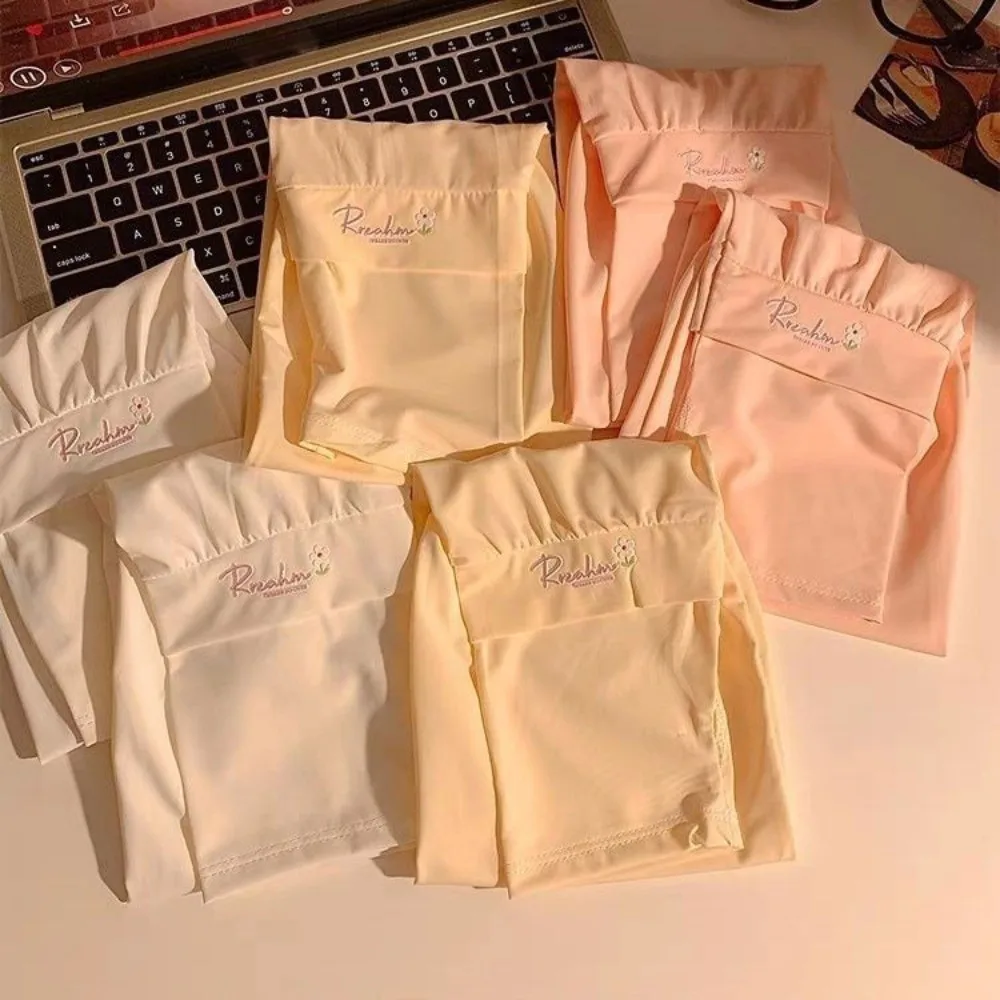 Flower Embroidered Long Ice Silk Sleeves Loose Arm Protection Sunscreen Arm Covers Anti-UV Thin Cycling Gloves Women/girls
Flower Embroidered Long Ice Silk Sleeves Loose Arm Protection Sunscreen Arm Covers Anti-UV Thin Cycling Gloves Women/girls