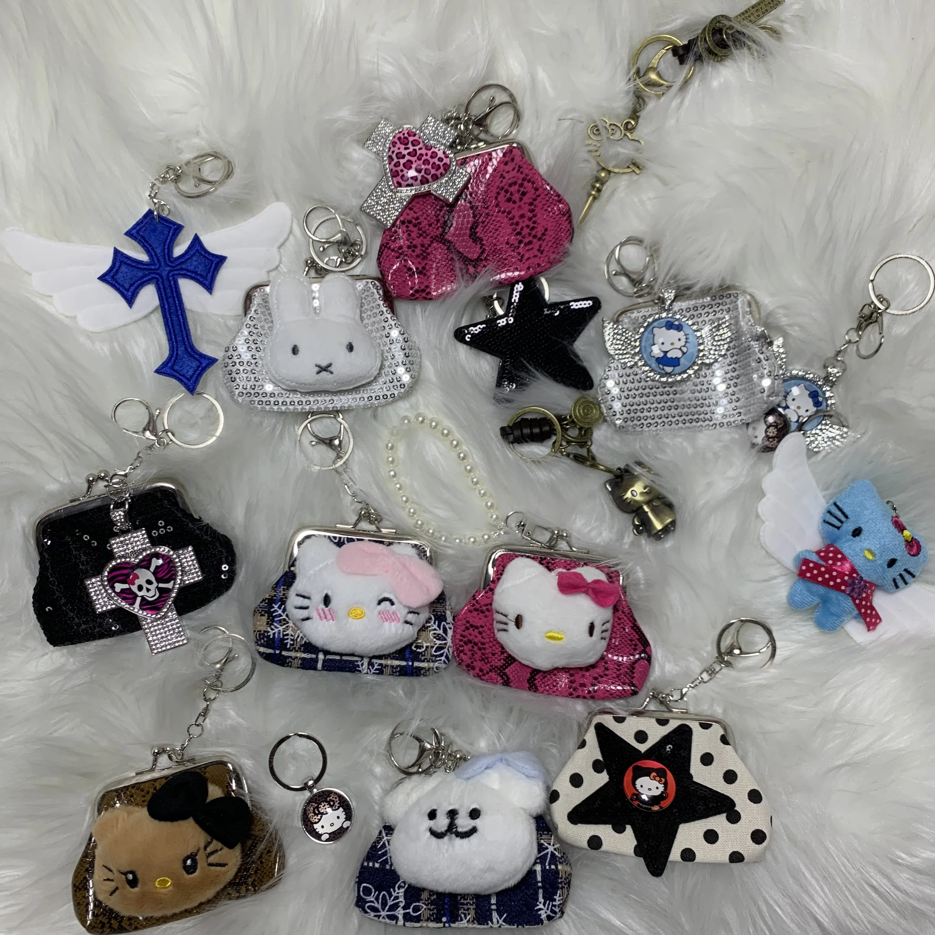 Original Millennium Hot Girl Retro Mini Wallet Kitty Pendant Solitary Showa 90s Keychain Gifts For Girls
Original Millennium Hot Girl Retro Mini Wallet Kitty Pendant Solitary Showa 90s Keychain Gifts For Girls